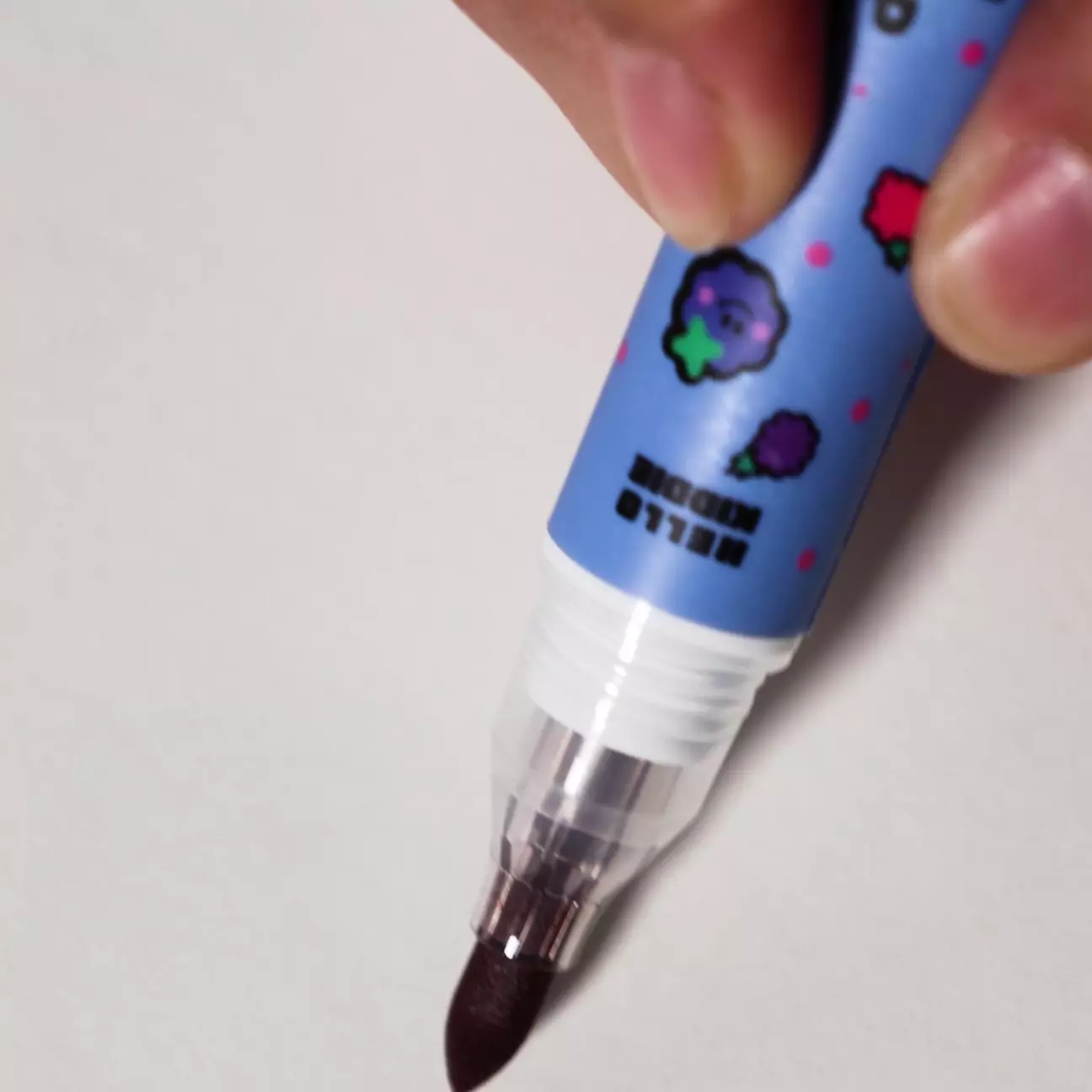 FRECKLE-LIP PLAY MARKER image 2