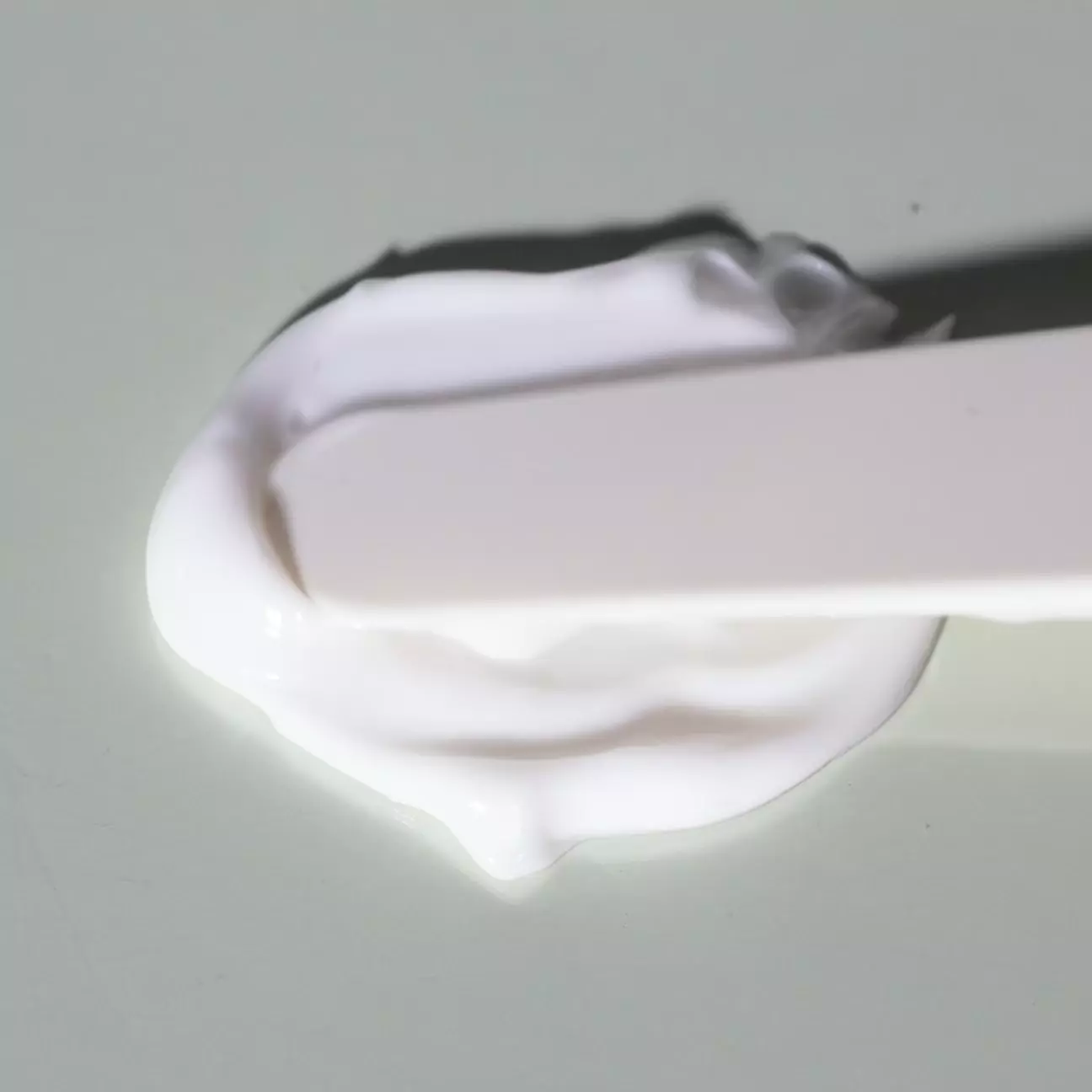 Retinol Matrix Repair Serum image 3