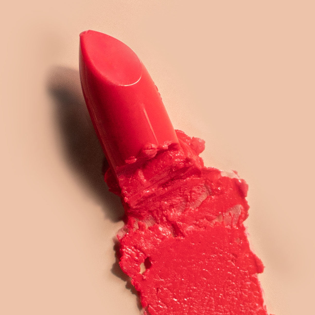 Creamy Glowy Lipstick image 1